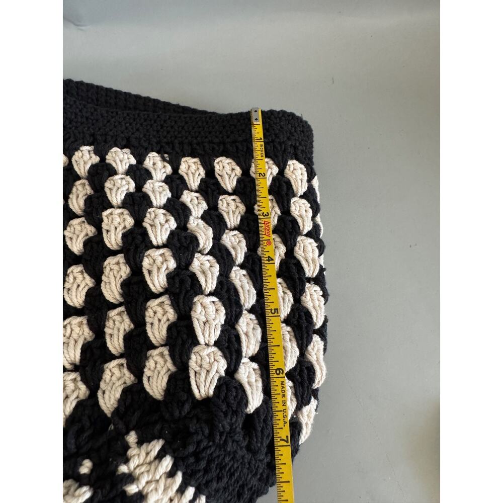 Boho Crochet Handbag Clutch with Zipper Closure World Market Black and White - Picture 8 of 8